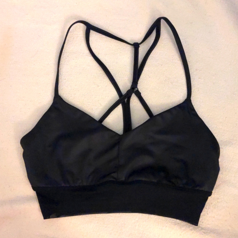 Strappy black Alo Yoga Bra size small